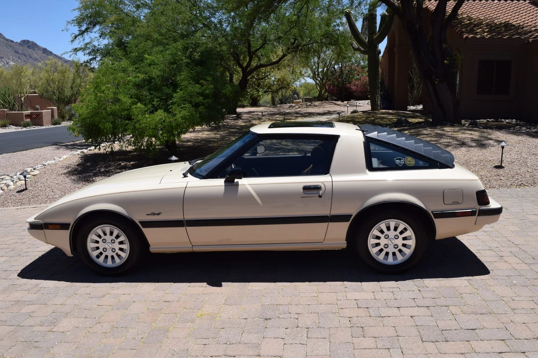 1984 Mazda RX-7 SA & FB - Image 9 of 31