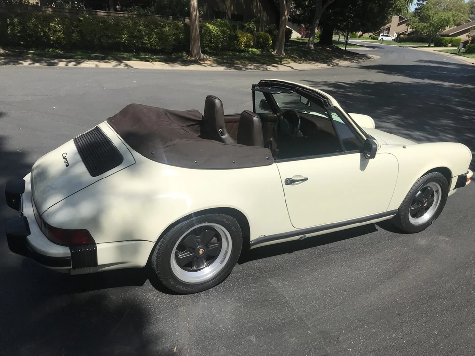 1984 Porsche 911 Carrera 3.2 - Image 17 of 31