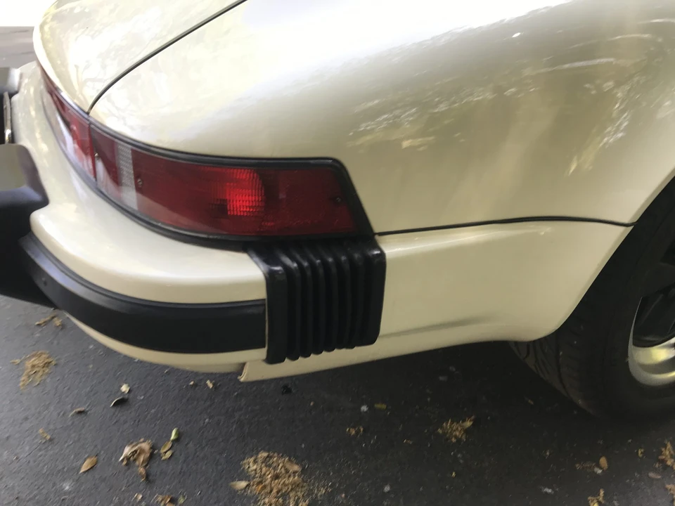 1984 Porsche 911 Carrera 3.2 - Image 25 of 31
