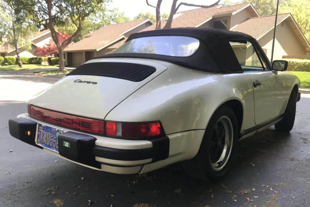 1984 Porsche 911 Carrera 3.2 - Image 16 of 31