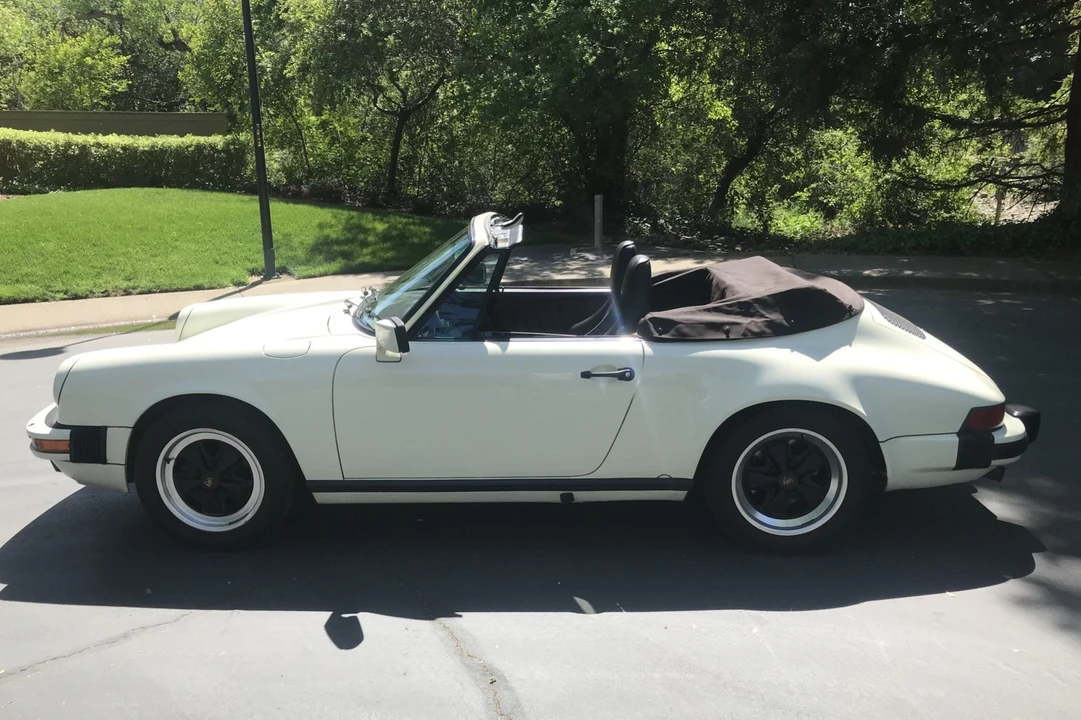 1984 Porsche 911 Carrera 3.2 - Image 9 of 31