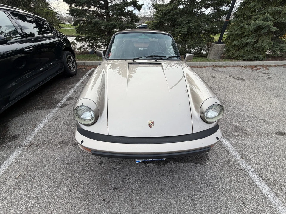 1984 Porsche 911 Carrera 3.2 - Image 13 of 31