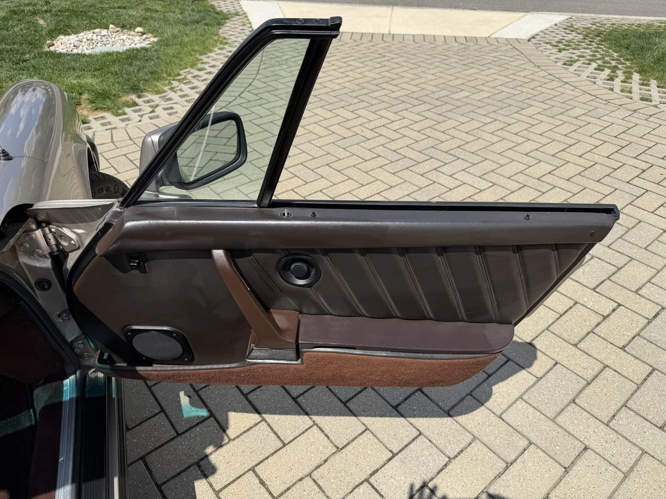 1984 Porsche 911 Carrera 3.2 - Image 28 of 31