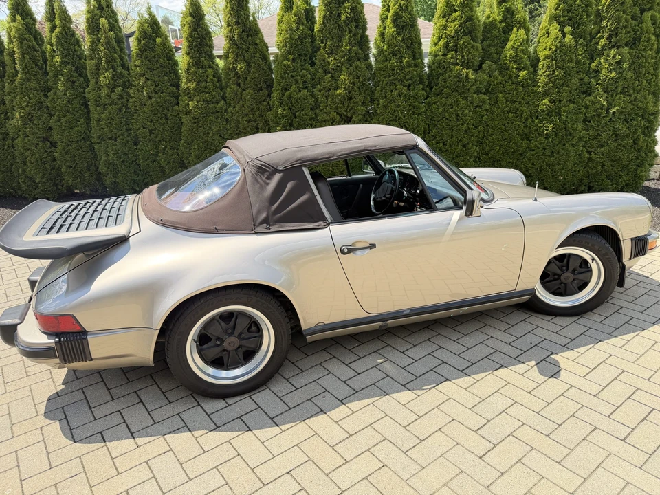 1984 Porsche 911 Carrera 3.2 - Image 8 of 31
