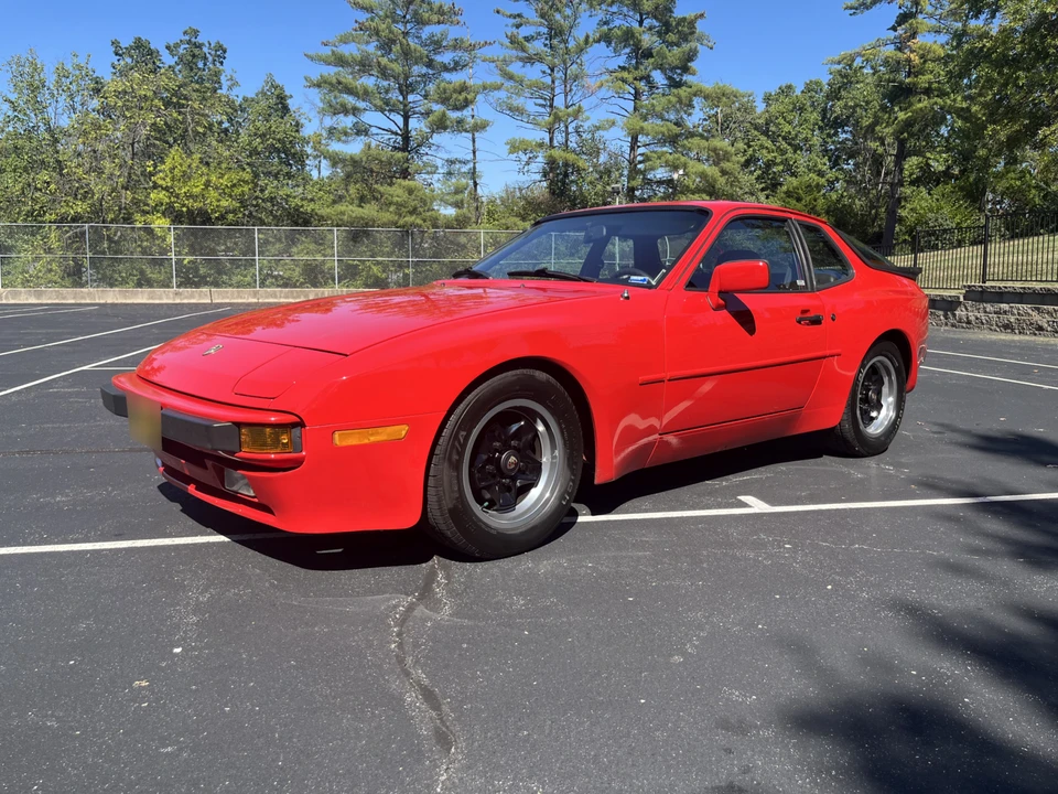 1984 Porsche 944 - Image 3 of 31