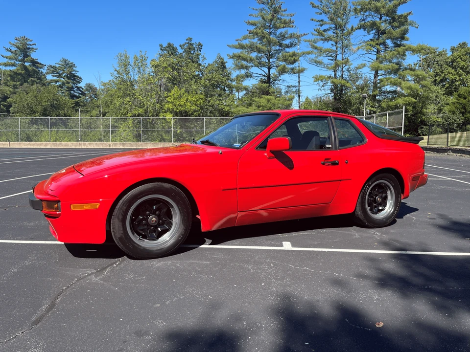 1984 Porsche 944 - Image 4 of 31