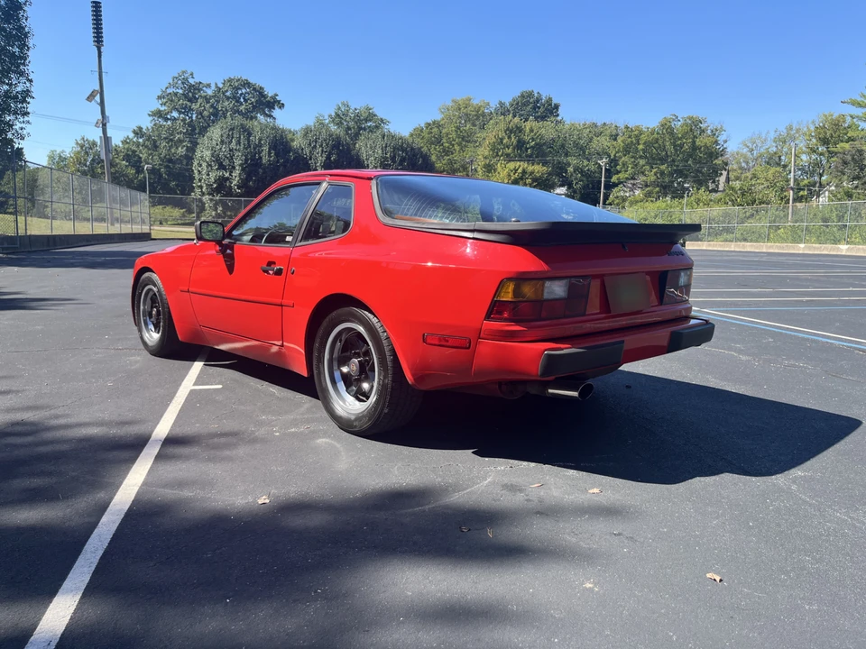 1984 Porsche 944 - Image 15 of 31