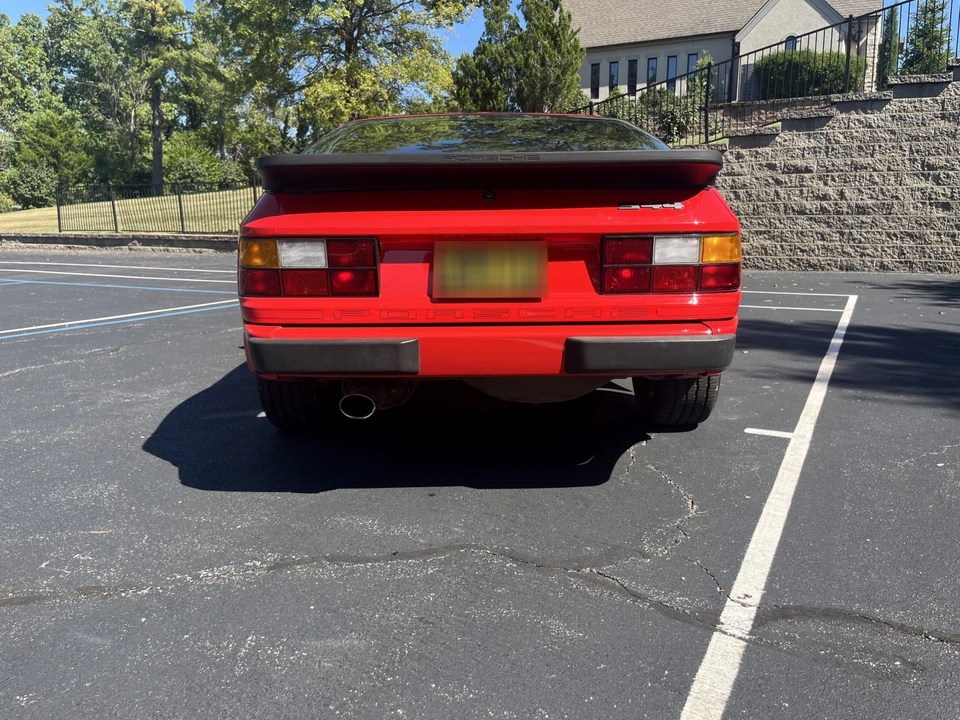 1984 Porsche 944 - Image 13 of 31