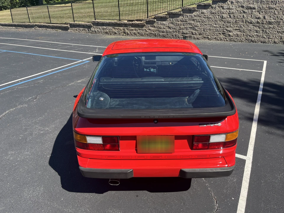 1984 Porsche 944 - Image 14 of 31