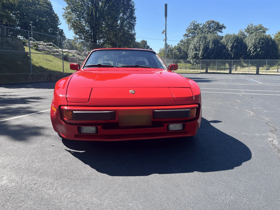 1984 Porsche 944 - Image 7 of 31