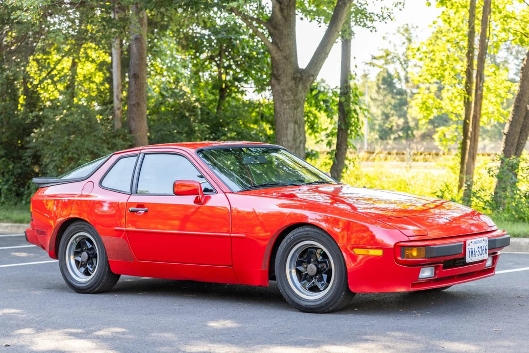 1984 Porsche 944 - Image 6 of 31