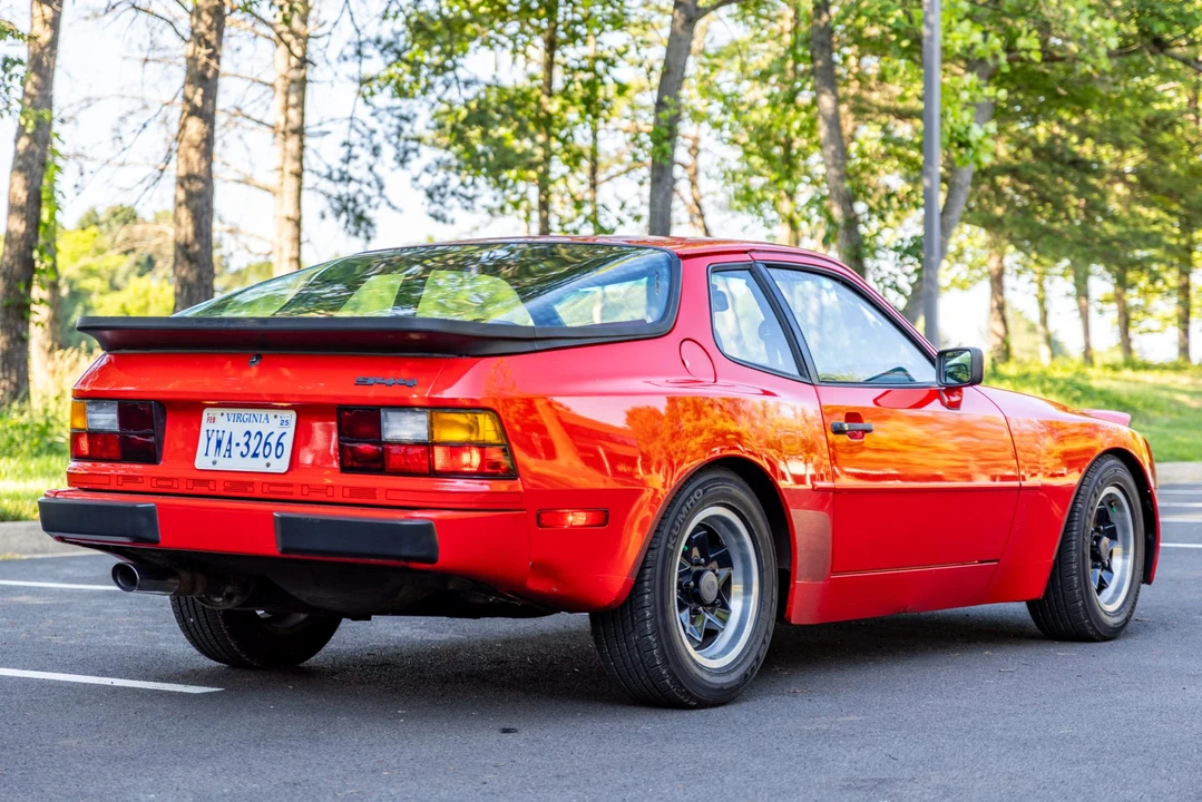 1984 Porsche 944 - Image 10 of 31