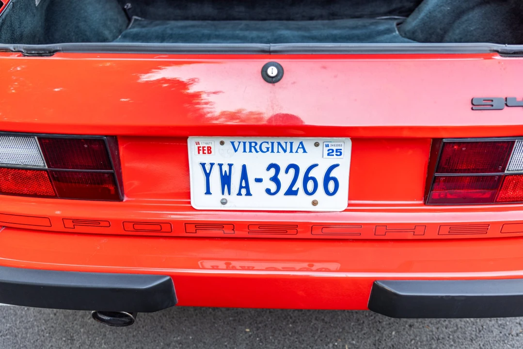 1984 Porsche 944 - Image 25 of 31