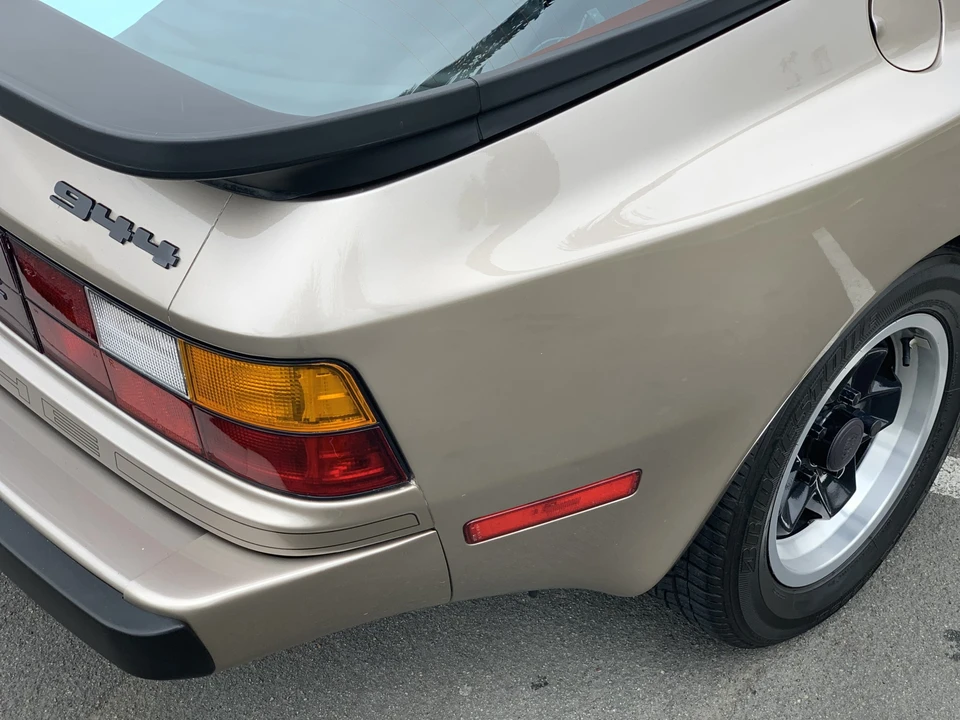 1984 Porsche 944 - Image 19 of 31