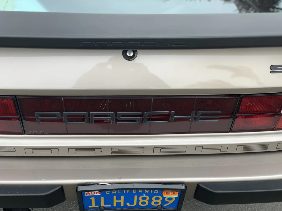 1984 Porsche 944 - Image 18 of 31