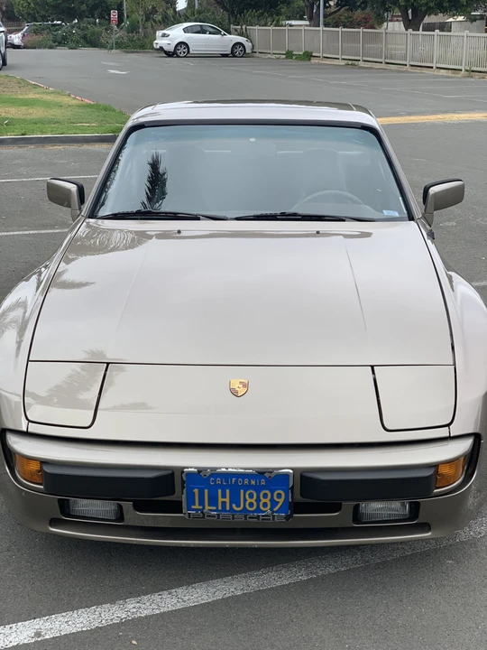 1984 Porsche 944 - Image 9 of 31