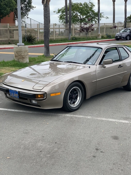 1984 Porsche 944 - Image 4 of 31