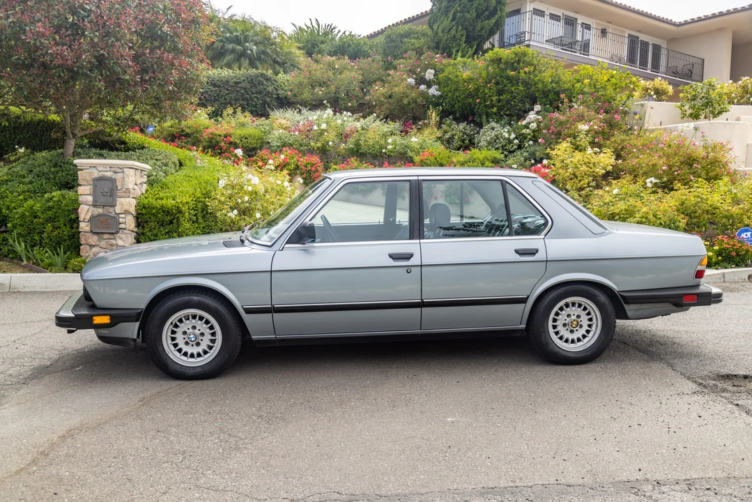 1985 BMW E28 5 Series - Image 5 of 31