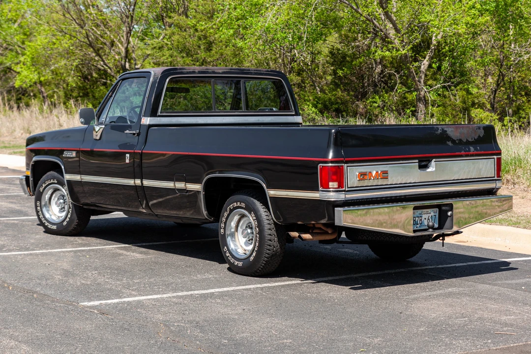1985 GMC C/K 3rd Gen - Image 9 of 31
