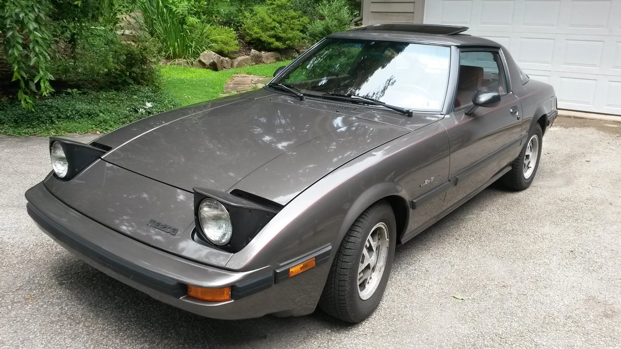 1985 Mazda RX-7 SA & FB - Image 9 of 31