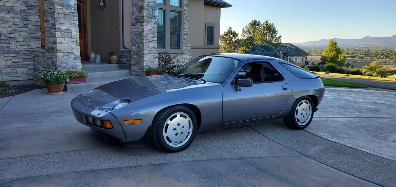 1985 Porsche 928 S - Image 2 of 31