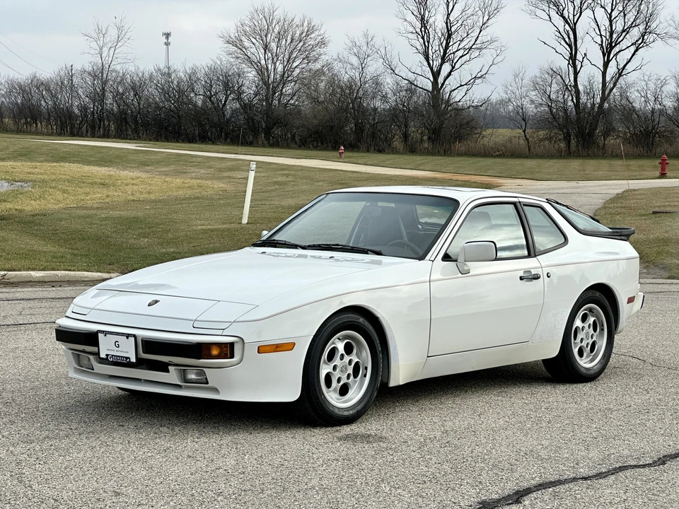1985 Porsche 944 - Image 6 of 31