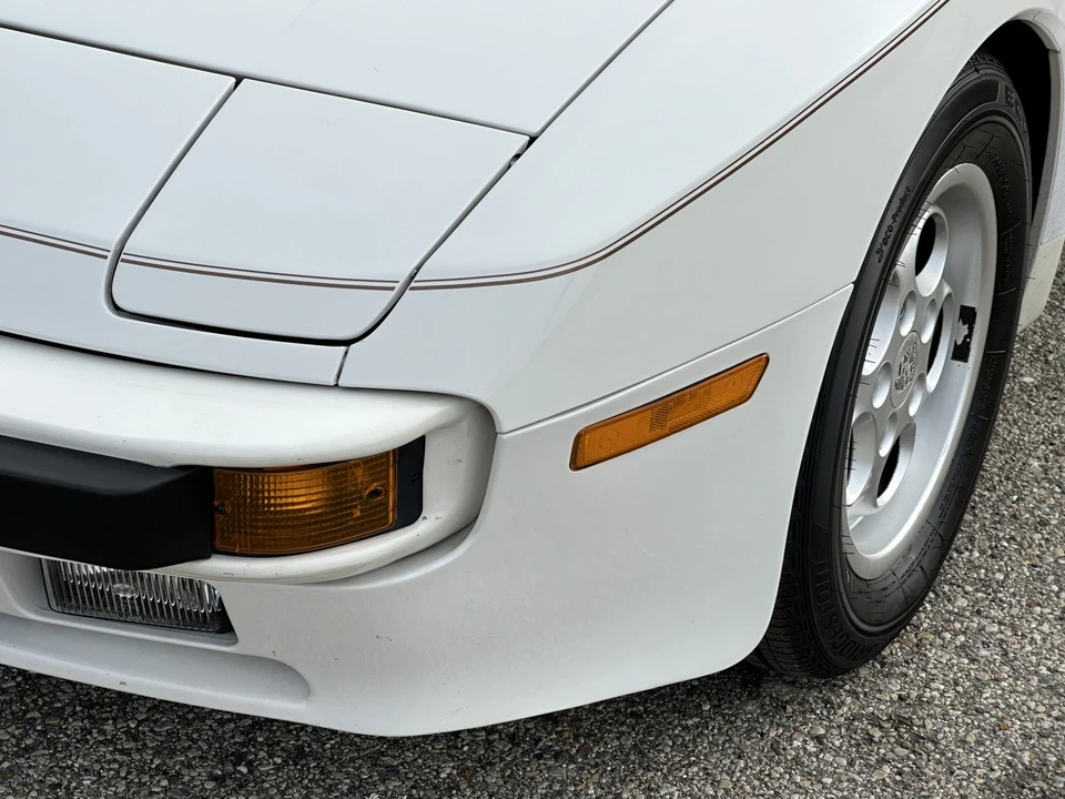 1985 Porsche 944 - Image 18 of 31