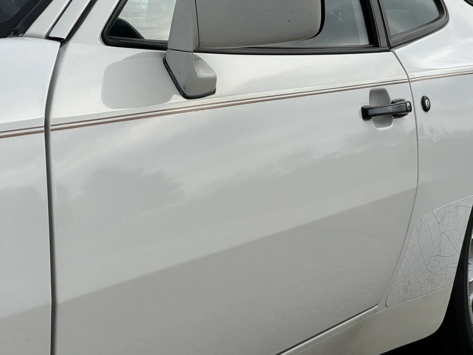 1985 Porsche 944 - Image 21 of 31