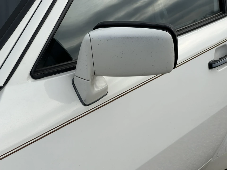 1985 Porsche 944 - Image 23 of 31