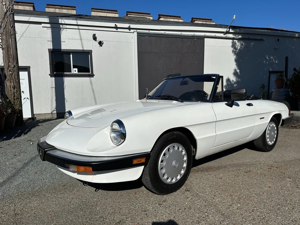 1986 Alfa Romeo Series 3 - Image 3 of 31
