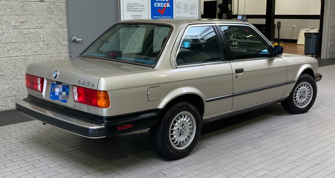 1986 BMW E30 3 Series - Image 11 of 31
