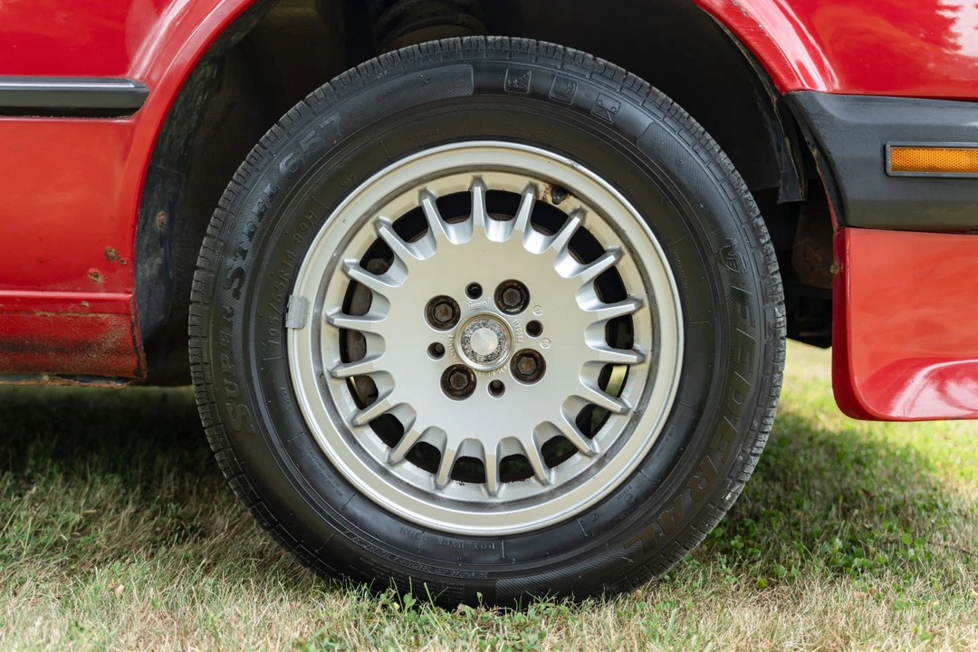 1986 BMW E30 3 Series - Image 25 of 31