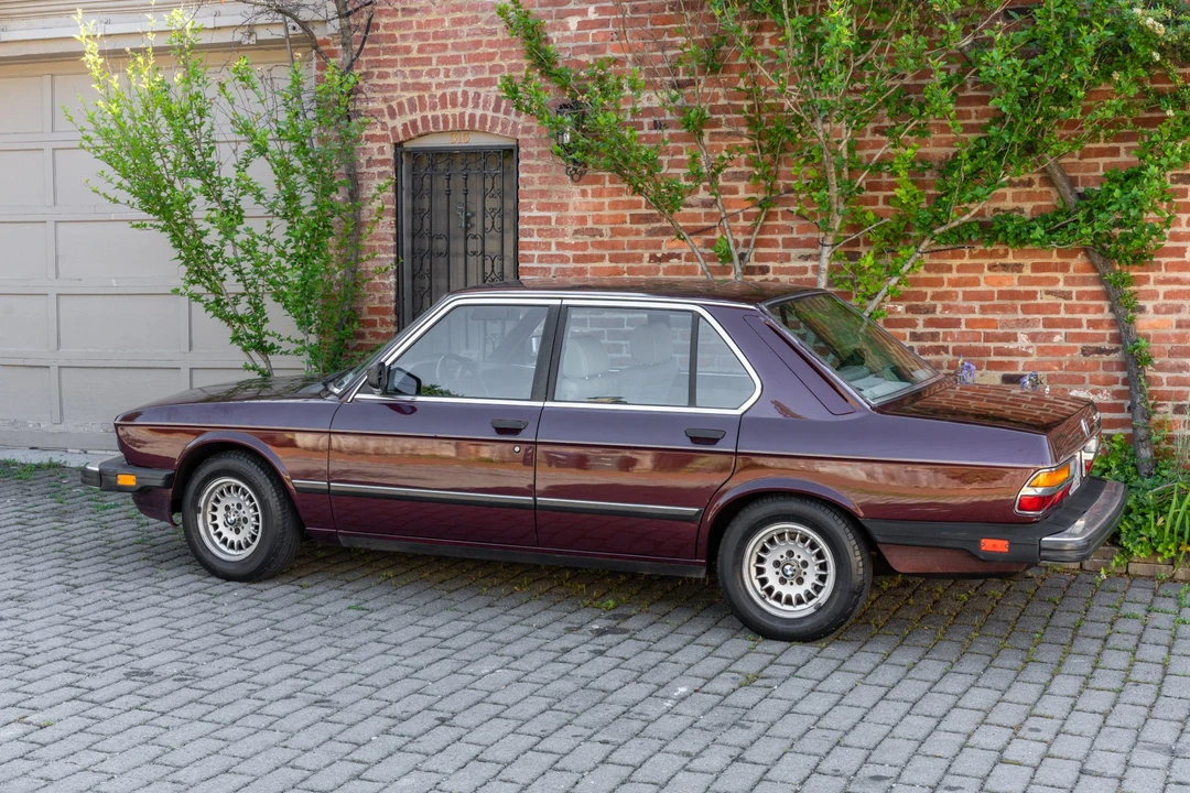 1986 BMW E28 5 Series - Image 4 of 31