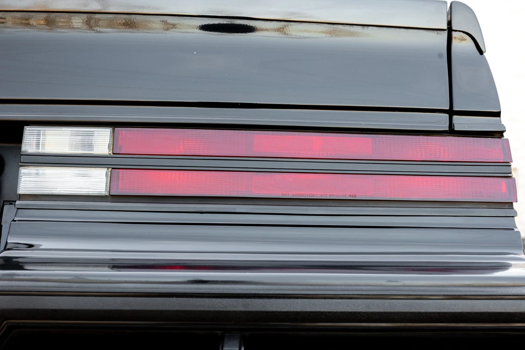 1986 Buick Grand National - Image 29 of 31
