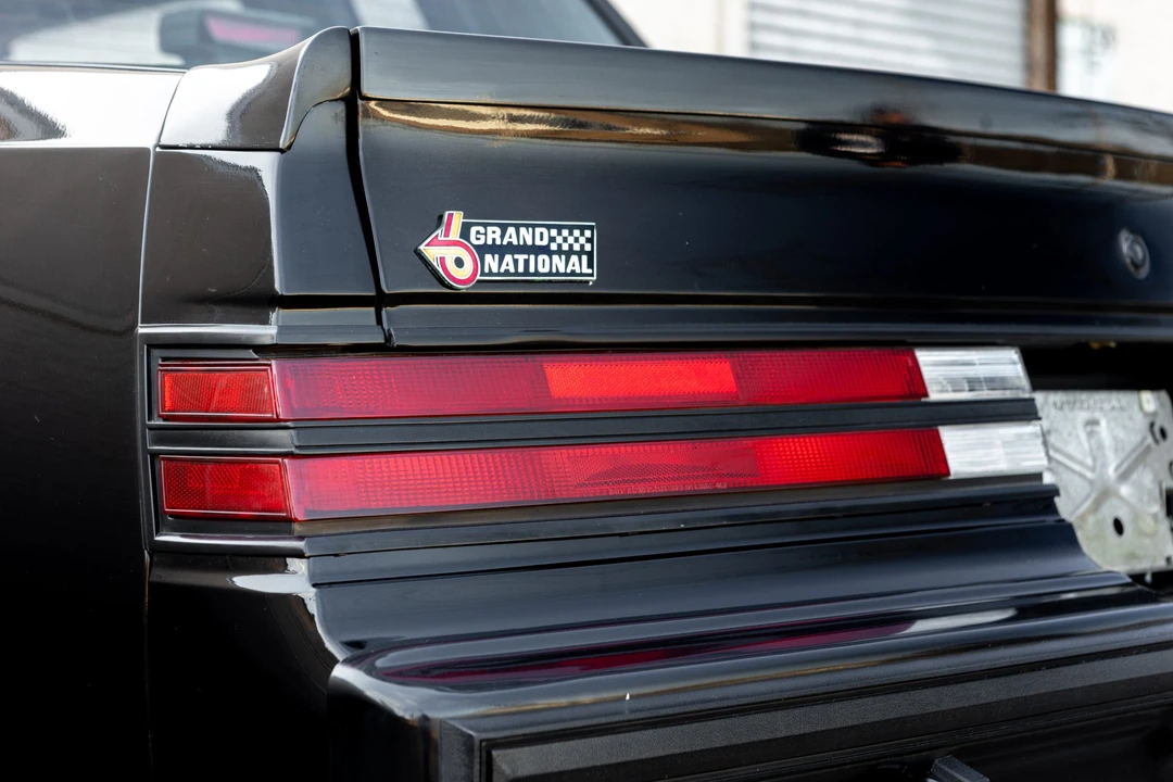 1986 Buick Grand National - Image 27 of 31