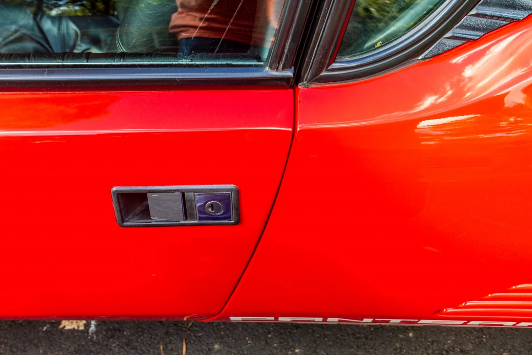 1986 DeTomaso Pantera - Image 23 of 31