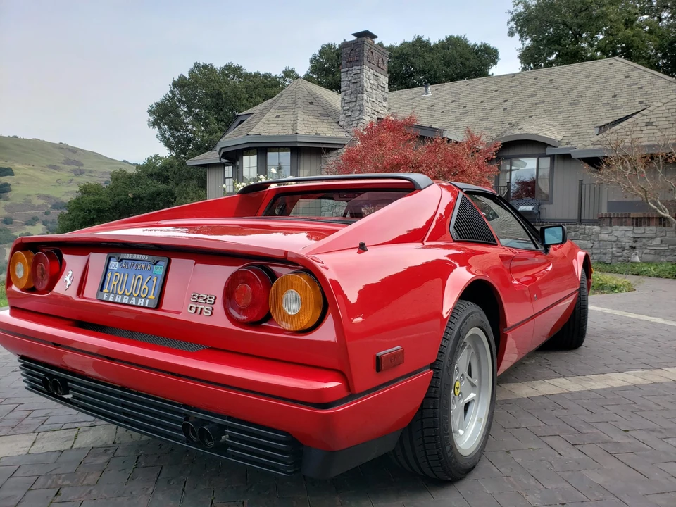 1986 Ferrari 328 GTS - Image 8 of 31