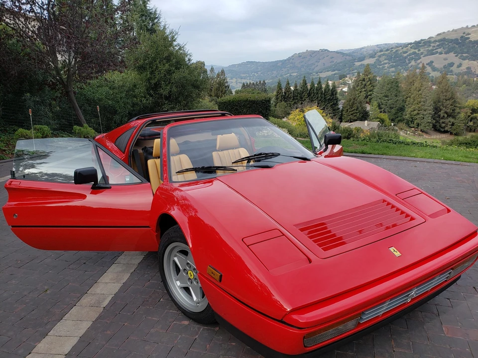 1986 Ferrari 328 GTS - Image 13 of 31