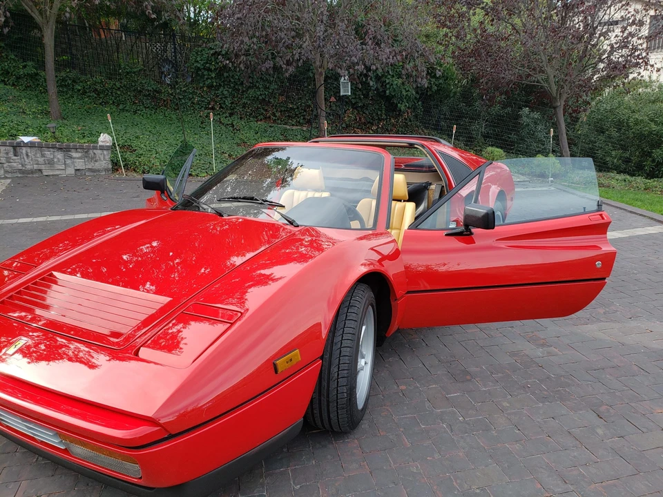 1986 Ferrari 328 GTS - Image 29 of 31