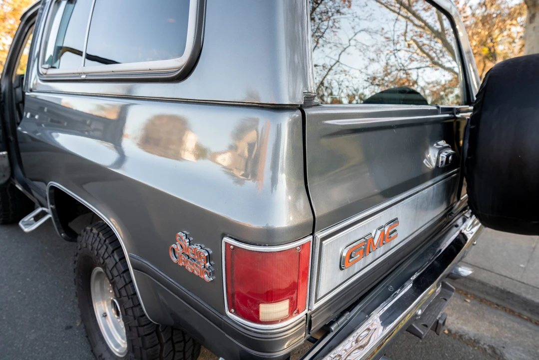 1986 GMC Jimmy 2nd Gen - Image 18 of 31