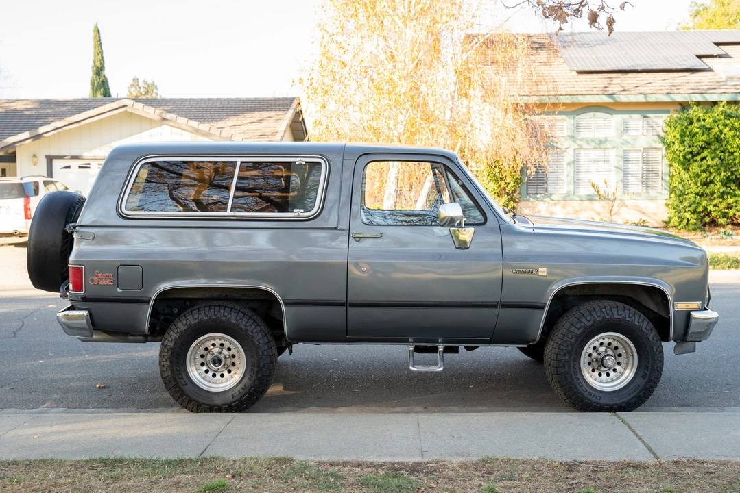 1986 GMC Jimmy 2nd Gen - Image 13 of 31