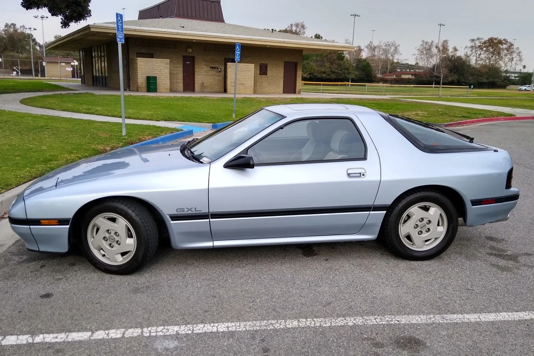 1986 Mazda RX-7 FC - Image 2 of 31
