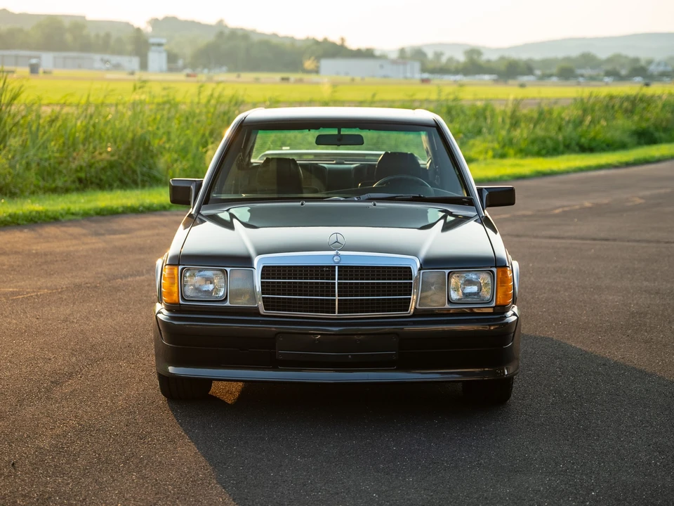 1986 Mercedes-Benz 190E 2.3-16 & 2.5-16 - Image 6 of 31