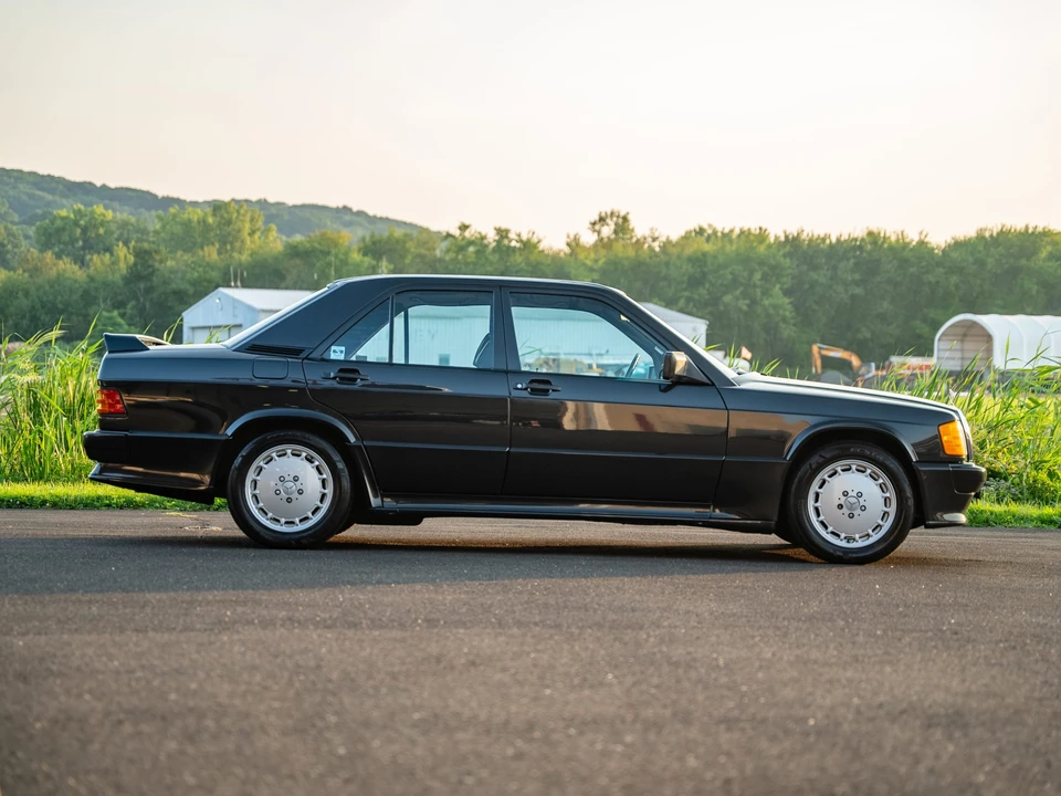 1986 Mercedes-Benz 190E 2.3-16 & 2.5-16 - Image 13 of 31