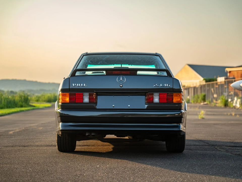 1986 Mercedes-Benz 190E 2.3-16 & 2.5-16 - Image 20 of 31