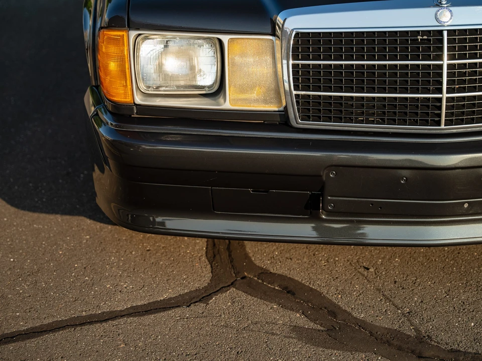 1986 Mercedes-Benz 190E 2.3-16 & 2.5-16 - Image 30 of 31