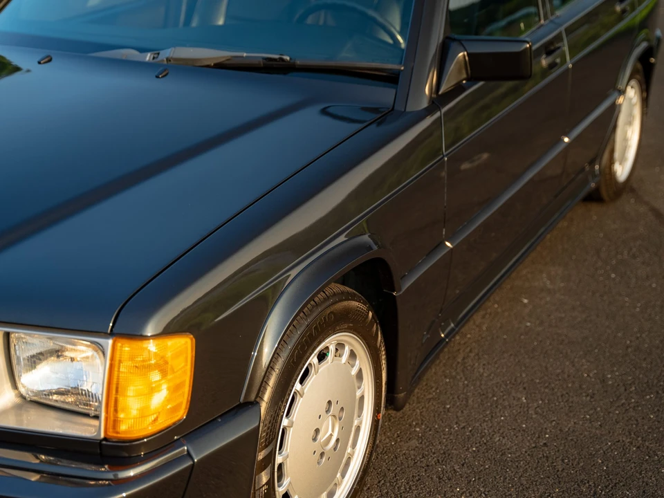 1986 Mercedes-Benz 190E 2.3-16 & 2.5-16 - Image 28 of 31