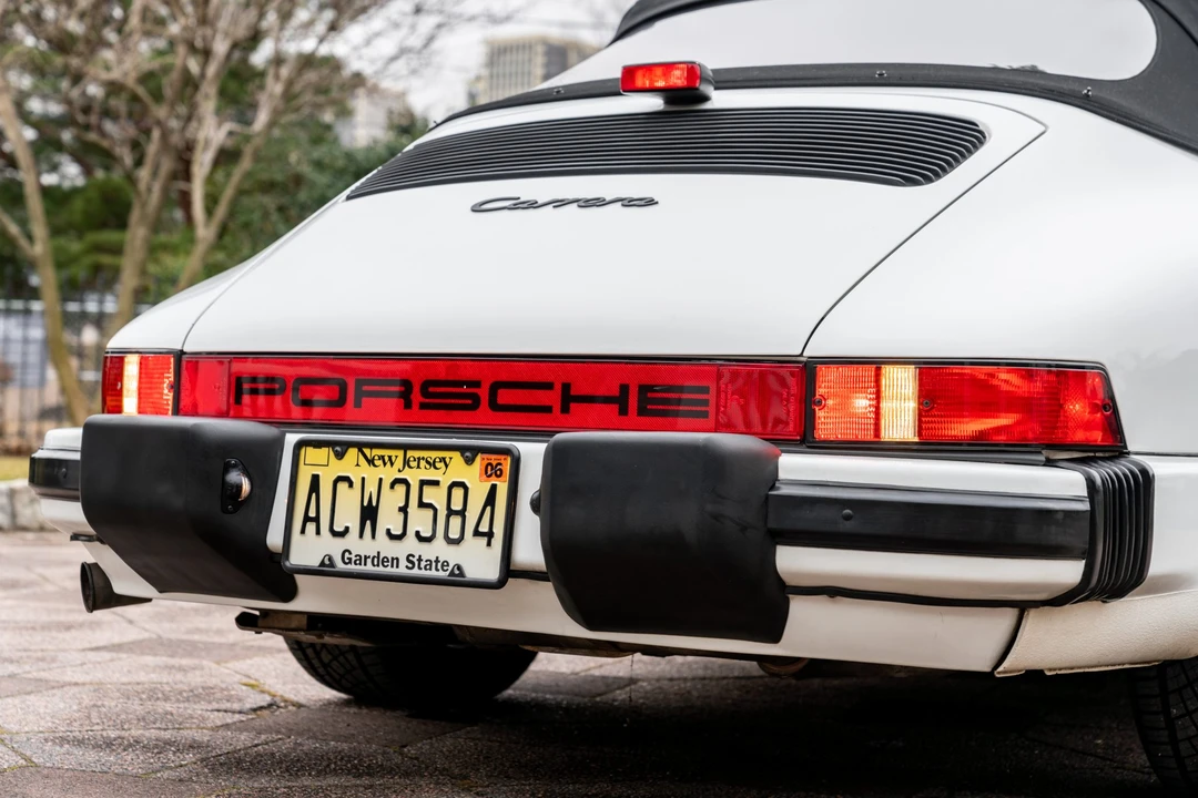 1986 Porsche 911 Carrera 3.2 - Image 26 of 31