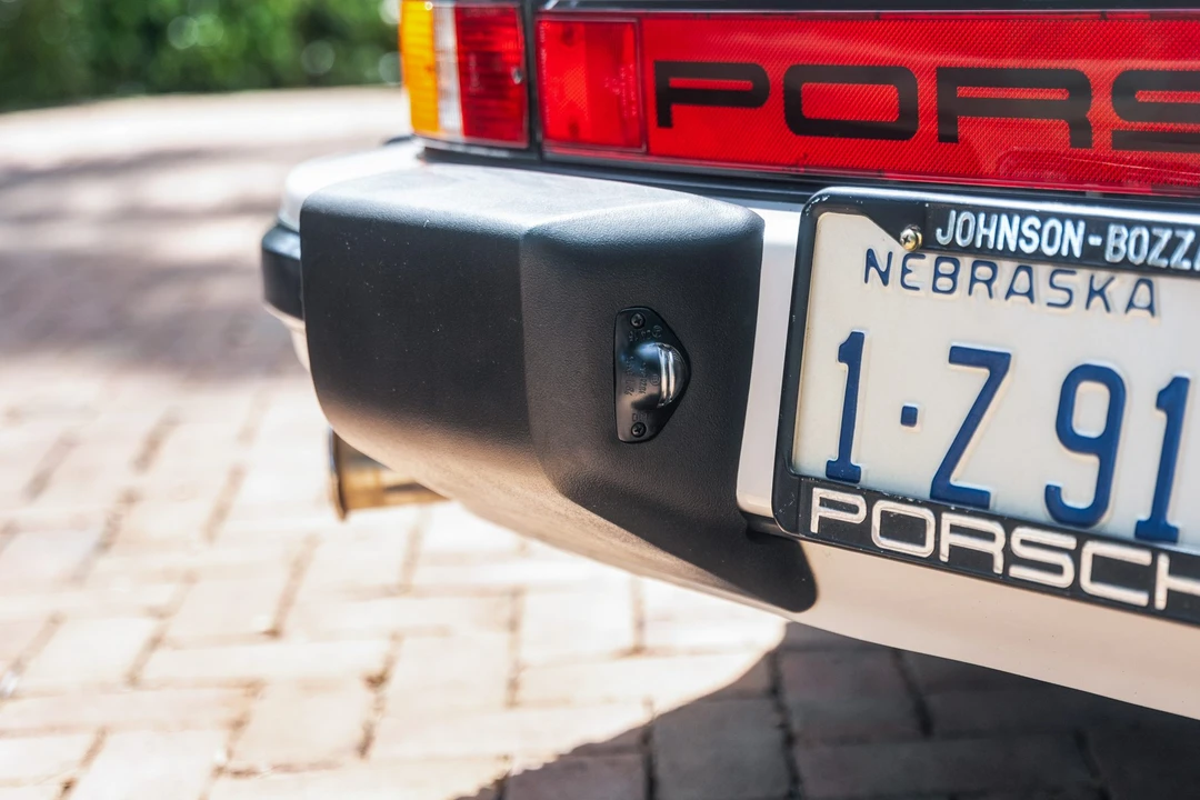 1986 Porsche 911 Carrera 3.2 - Image 29 of 31