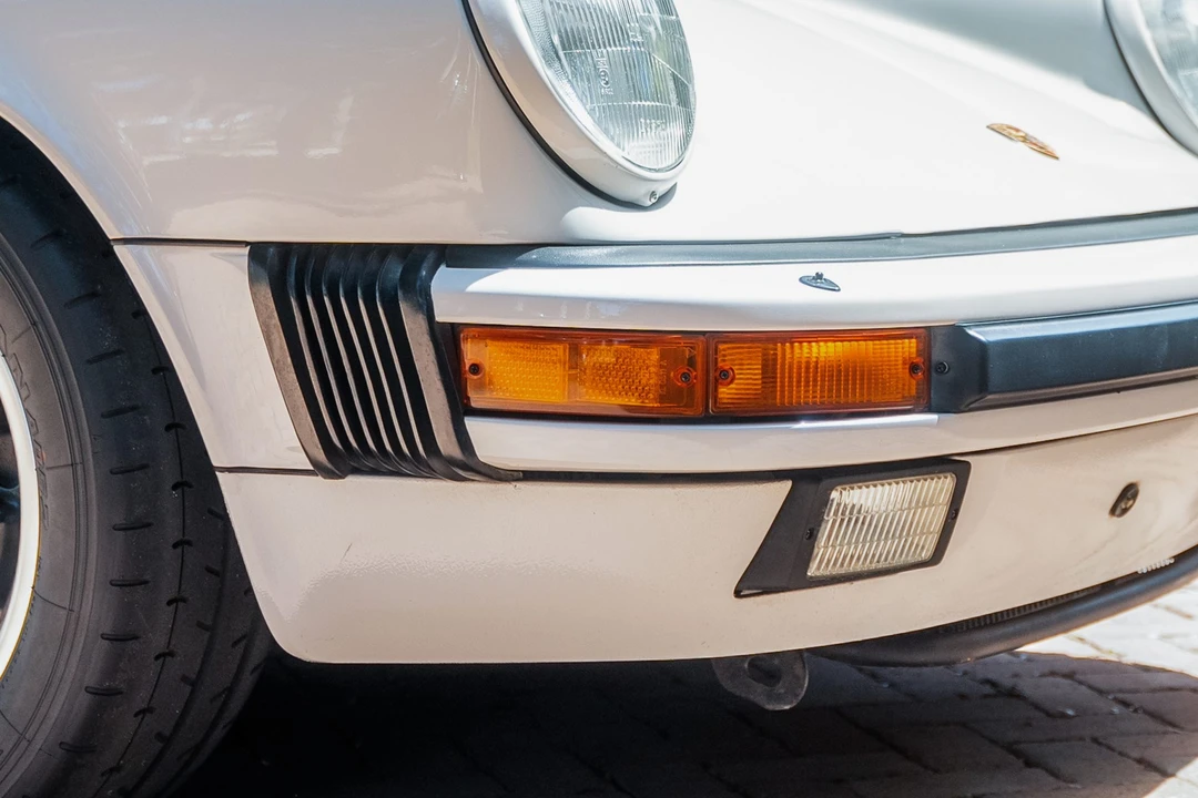 1986 Porsche 911 Carrera 3.2 - Image 22 of 31